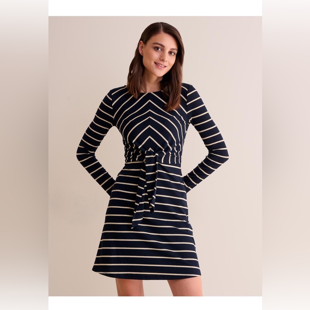 Black and white dress